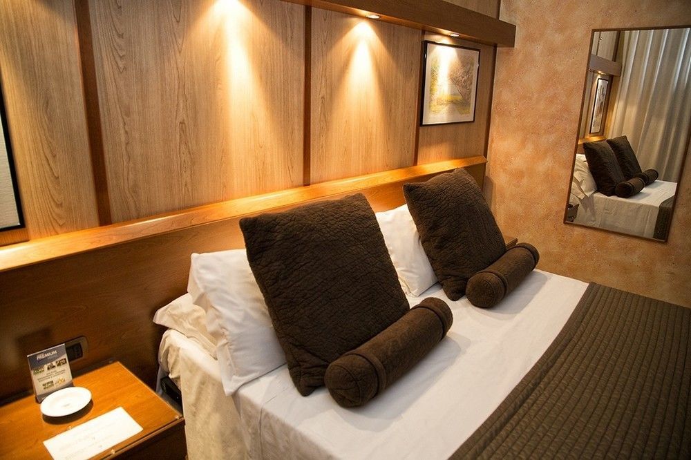 Hotel Motel Ovest Vittuone Екстериор снимка